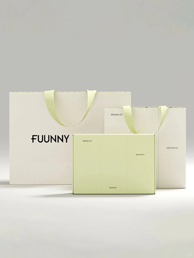 🎄 The Hidden Danger in Your Christmas Shopping Bag: Why Some Tear Easily​