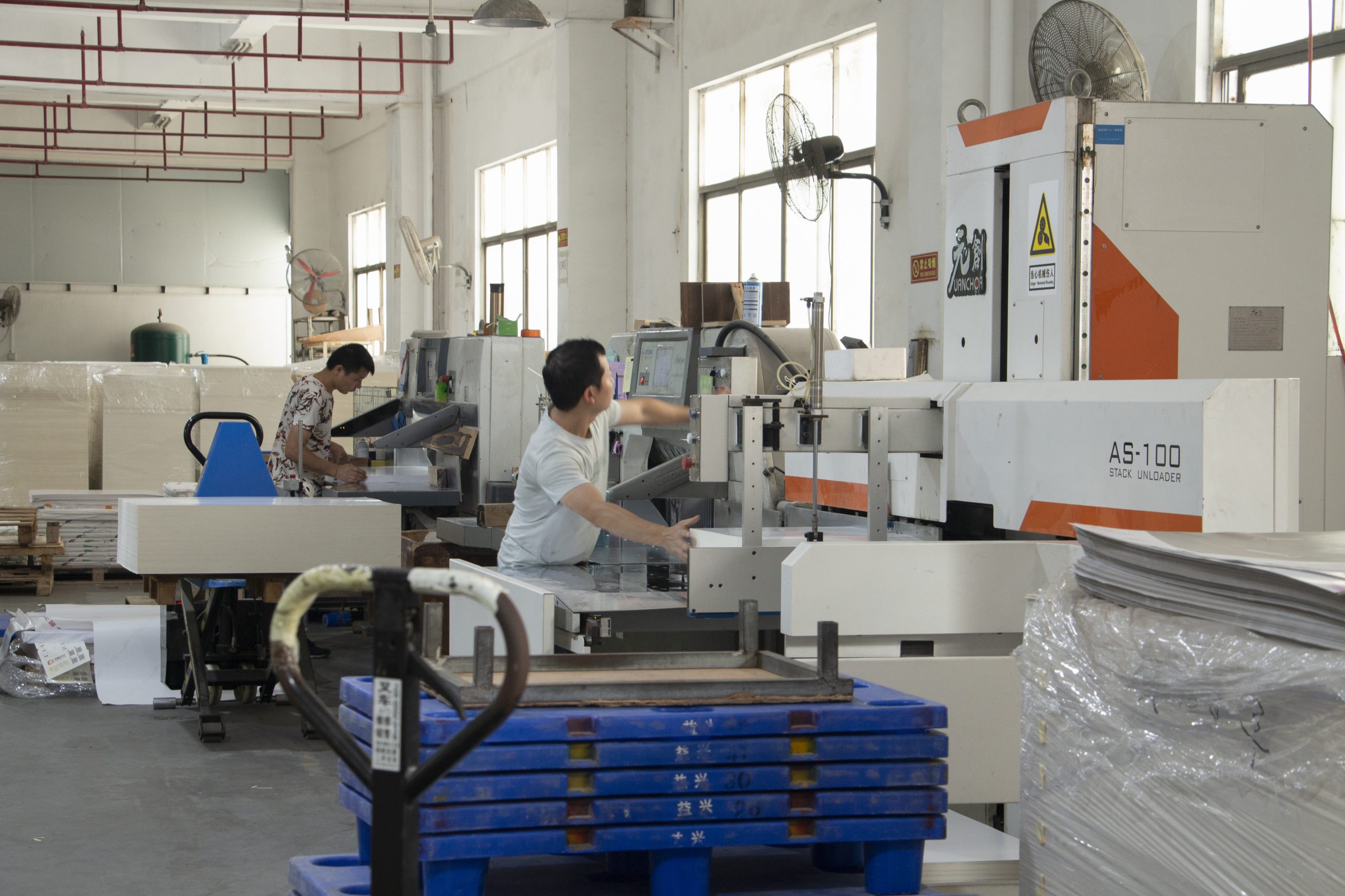 Custom Gift Box Manufacturers: Ways to Enhance Perceived Value